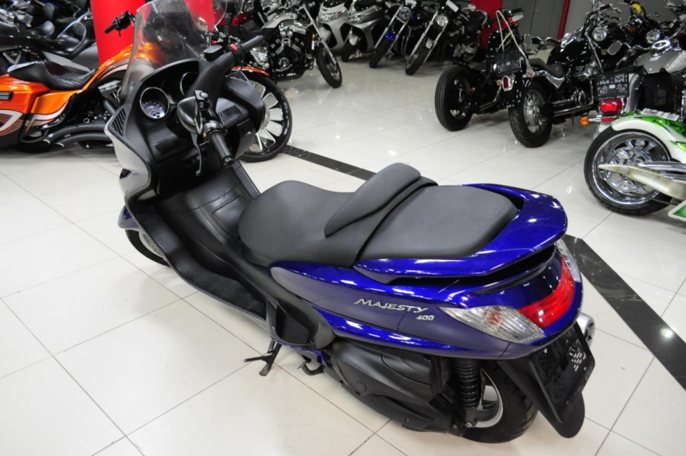 Yamaha Majesty