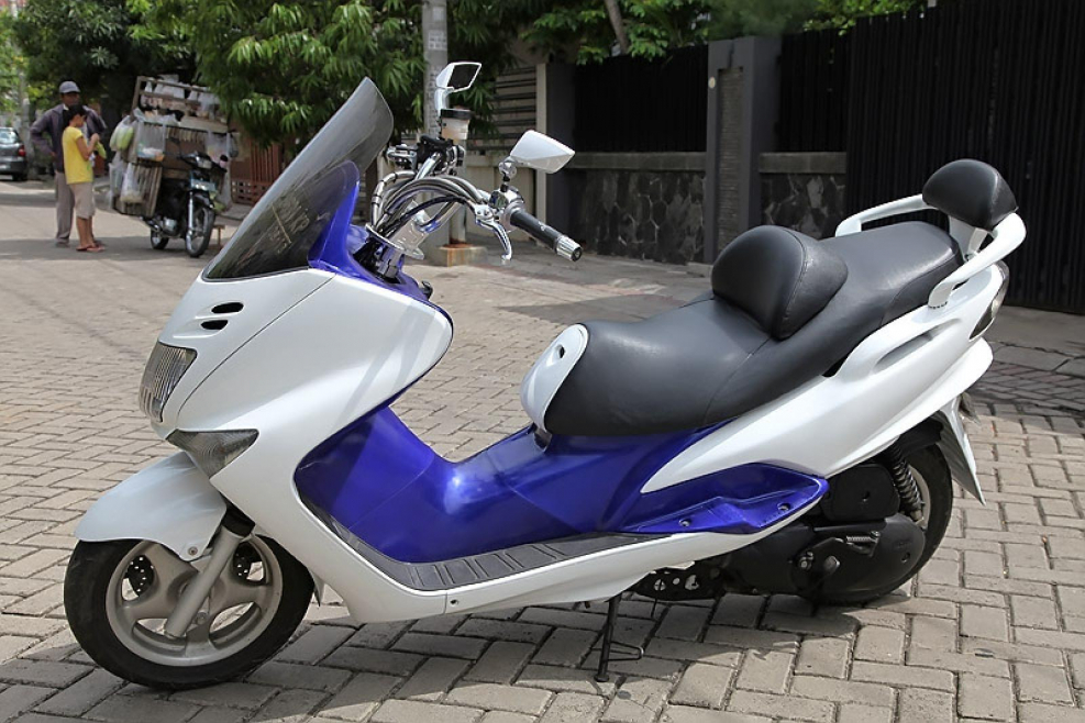 Yamaha Majesty yp250