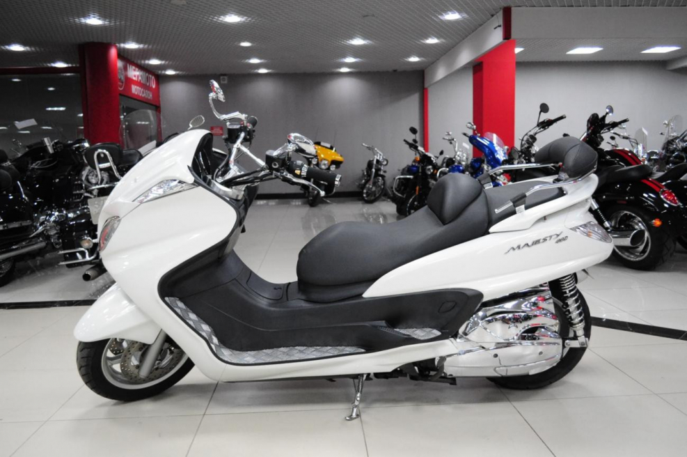 Yamaha Majesty yp250