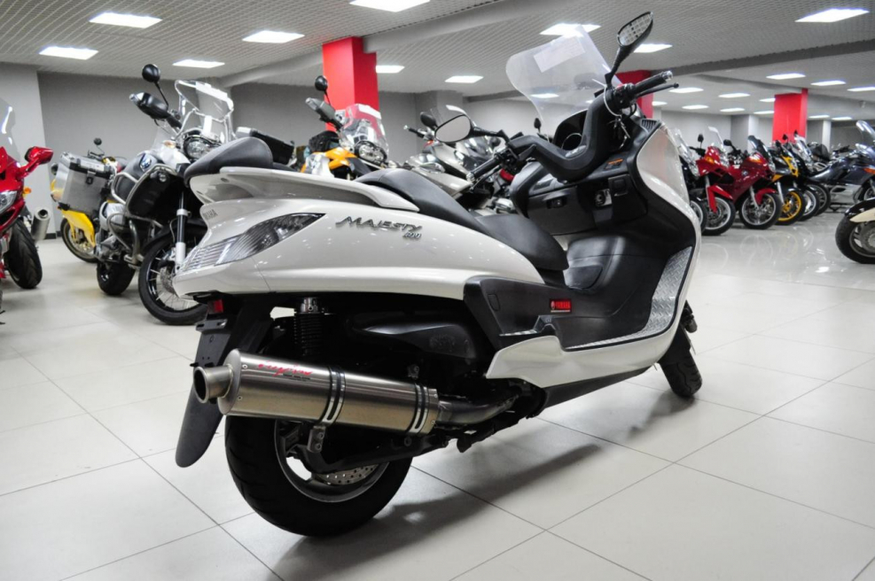 Yamaha Majesty 400