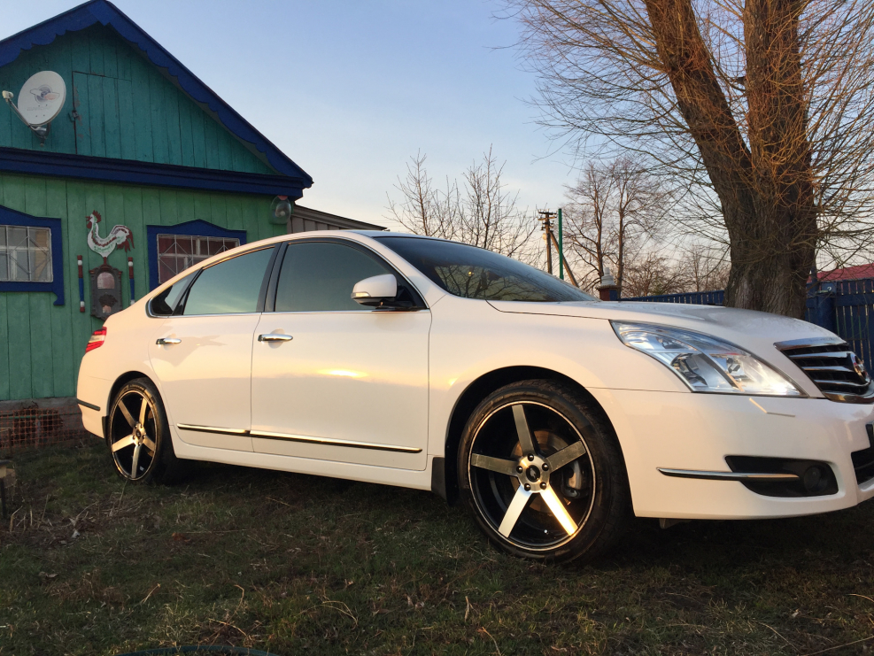 Nissan Teana j32 r17