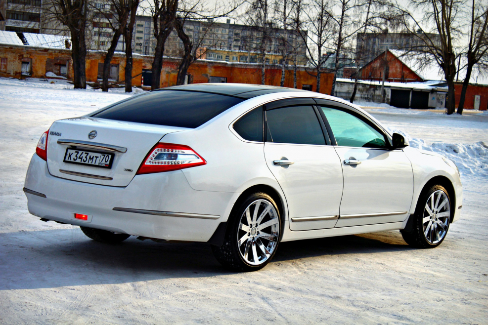 Nissan Teana r21
