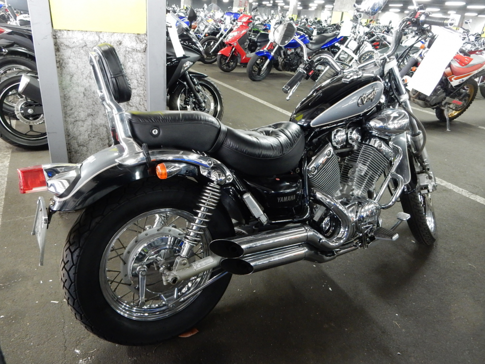 Yamaha XV 400 Virago