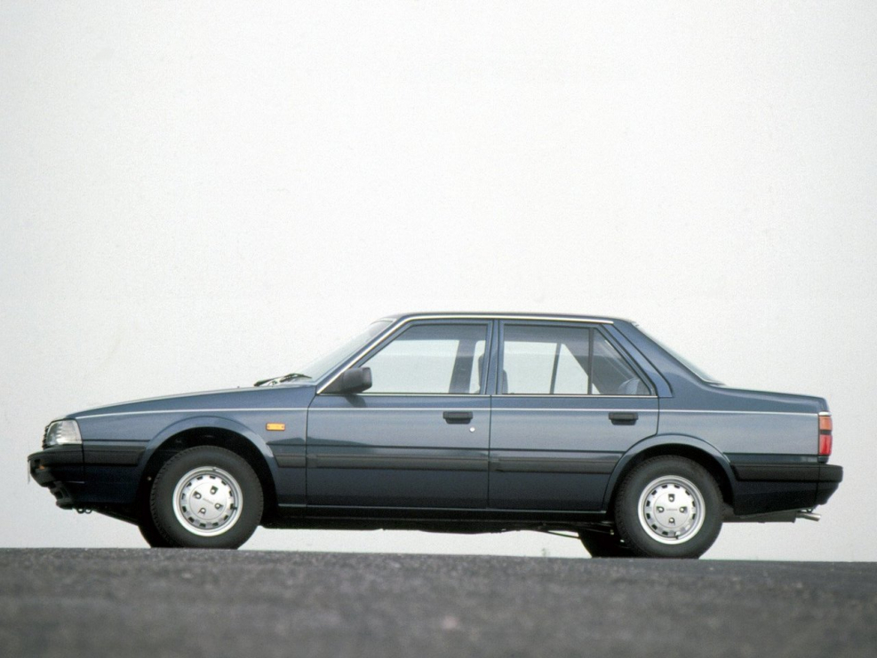Мазда 626 1998 седан