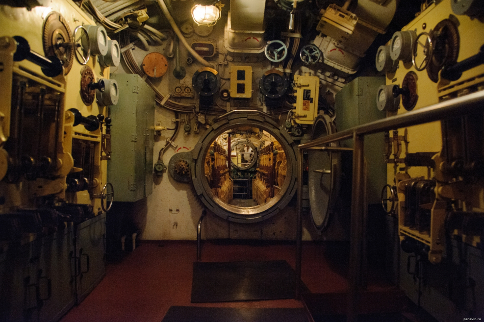 Д-2 Народоволец отсеки