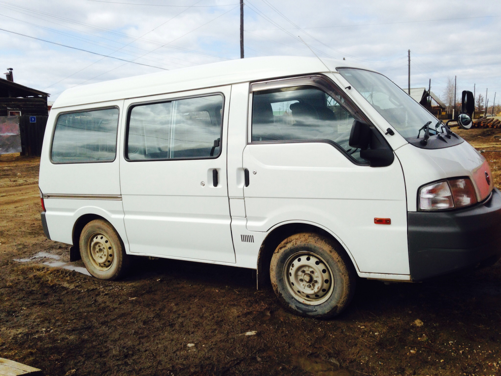 Nissan Vanette c22 салон