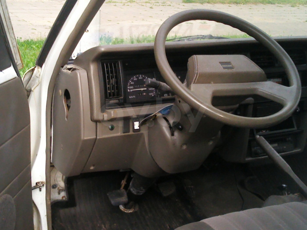 Nissan Vanette c22