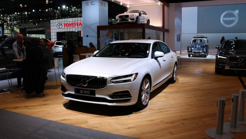 Новый Volvo s90