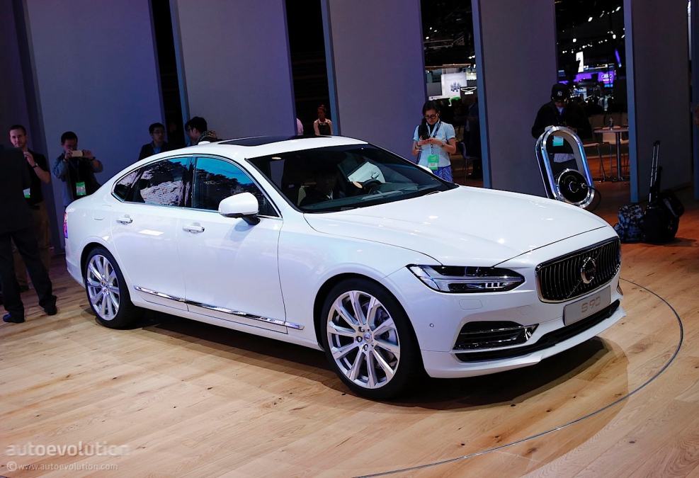 Volvo s90 белая