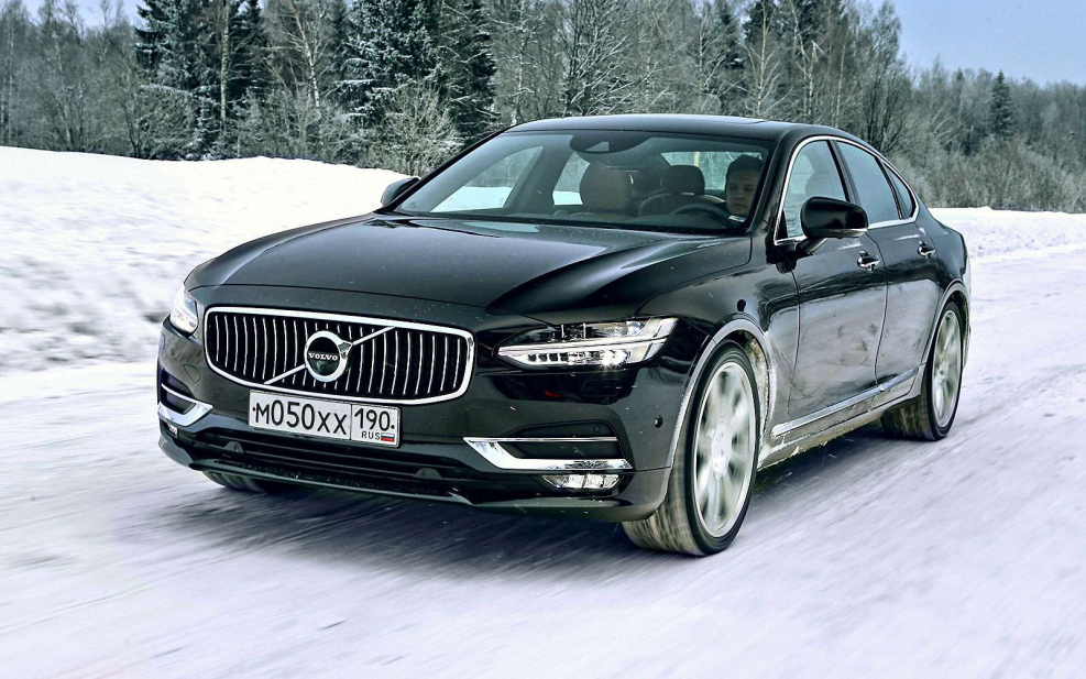Volvo s90 черная