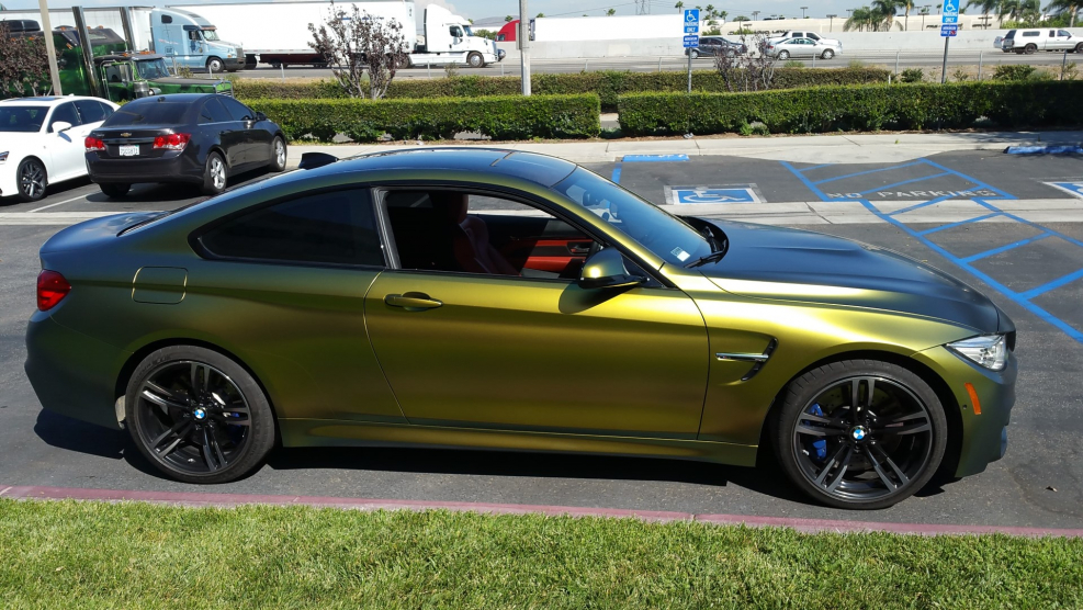 BMW 4 хаки