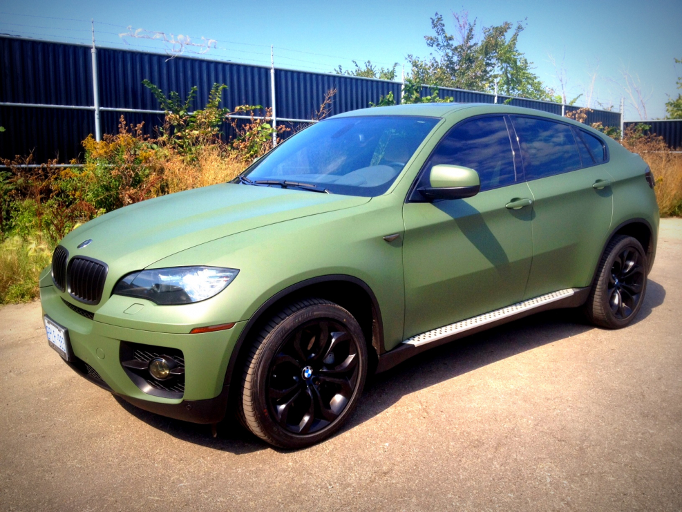 БМВ x6 зеленая