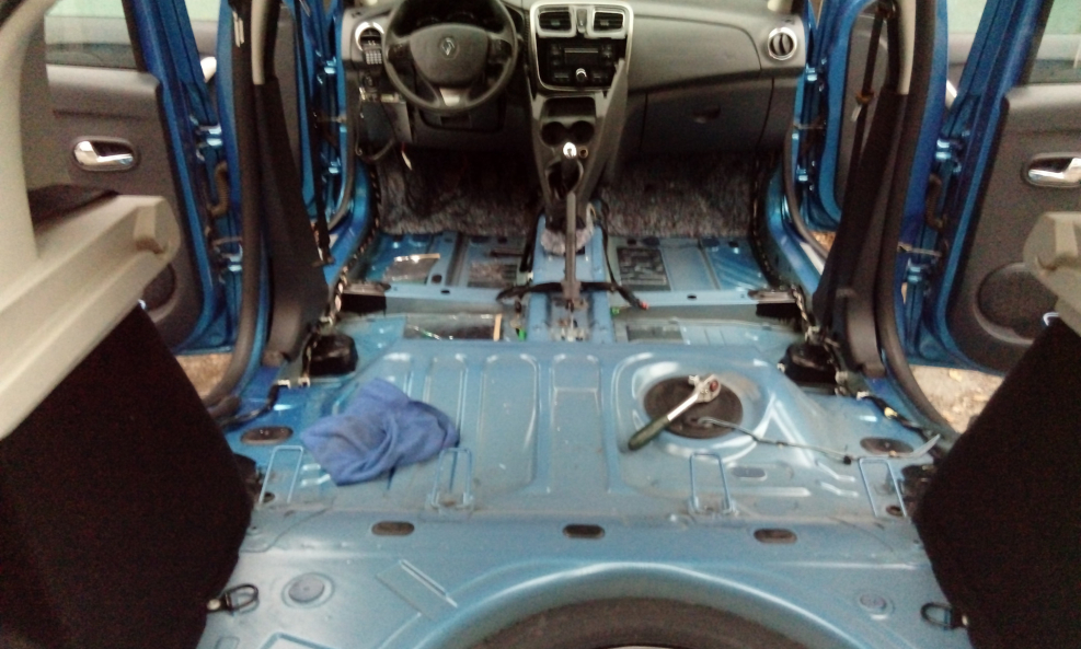 Renault Megane 1999 защита днища