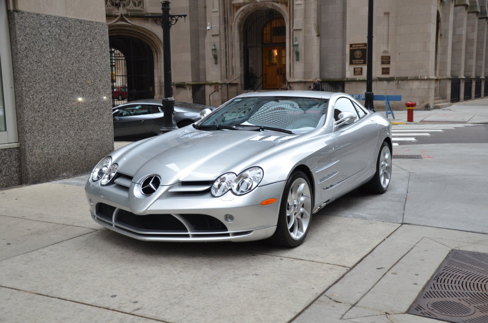 Mercedes SLR MCLAREN Black