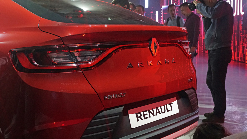 Renault Arkana салон