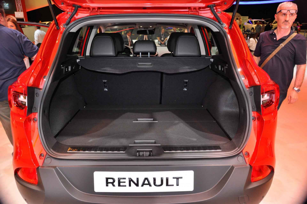 Renault Arcana багажник