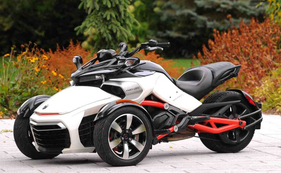 Can am Spyder f3