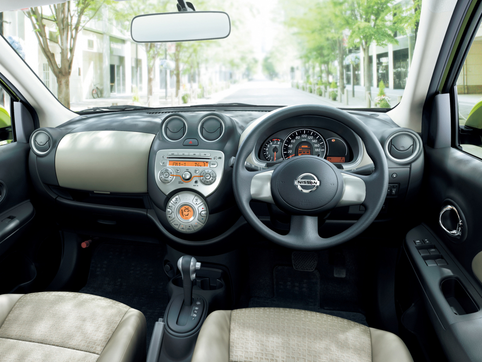 Nissan March k13 салон