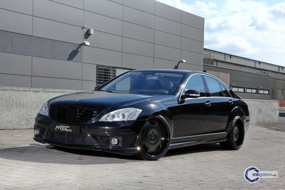 Mercedes Benz s class w221 Tuning