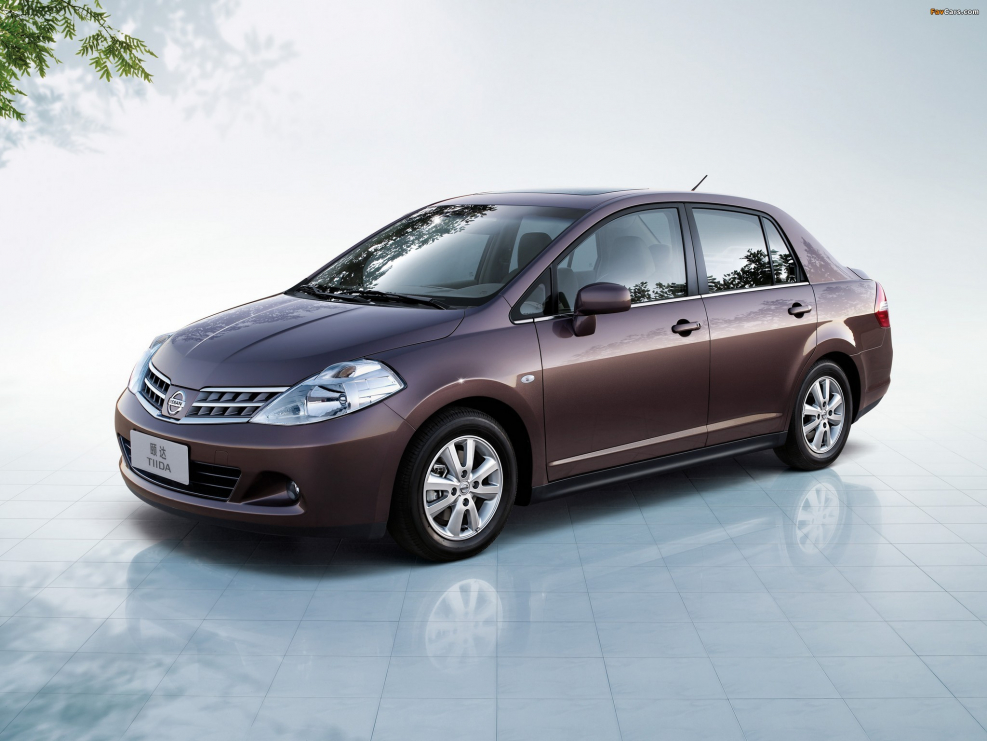 Nissan Tiida с11