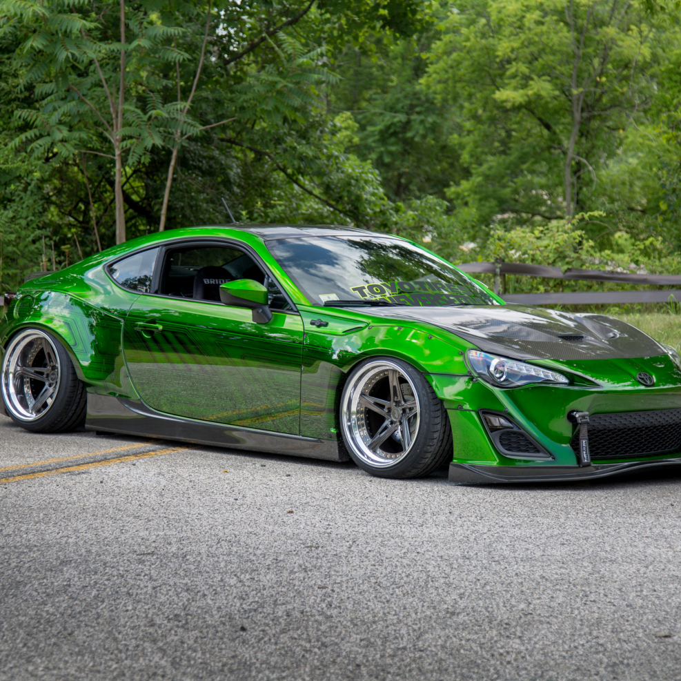 Toyota gt86 зеленый