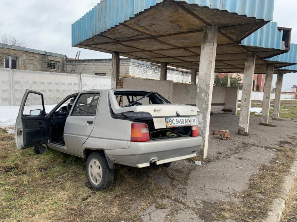 374с Таврия