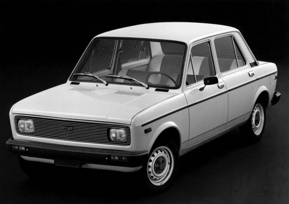 Фиат 128 белый