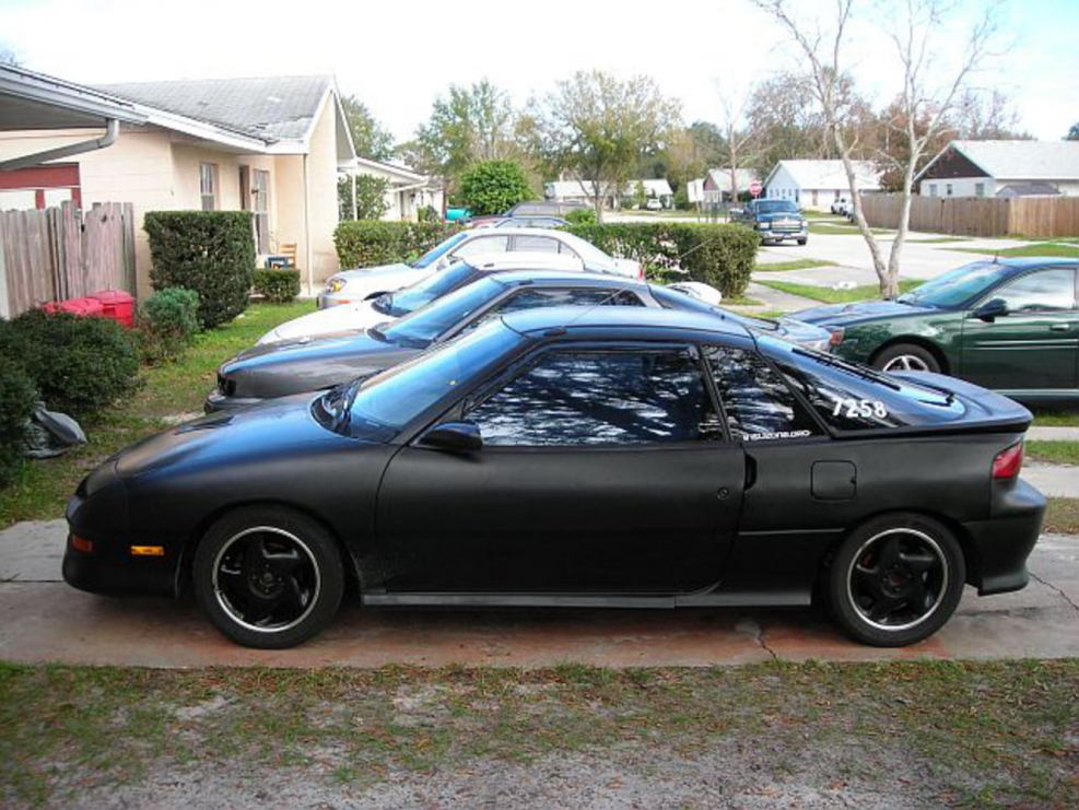 Гео Сторм хэтчбек