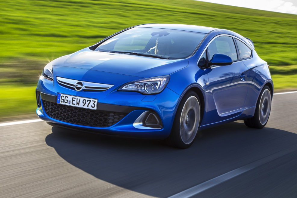 Opel Astra OPC 2013