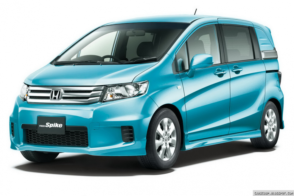 Хонда Фрид Спайк 2016