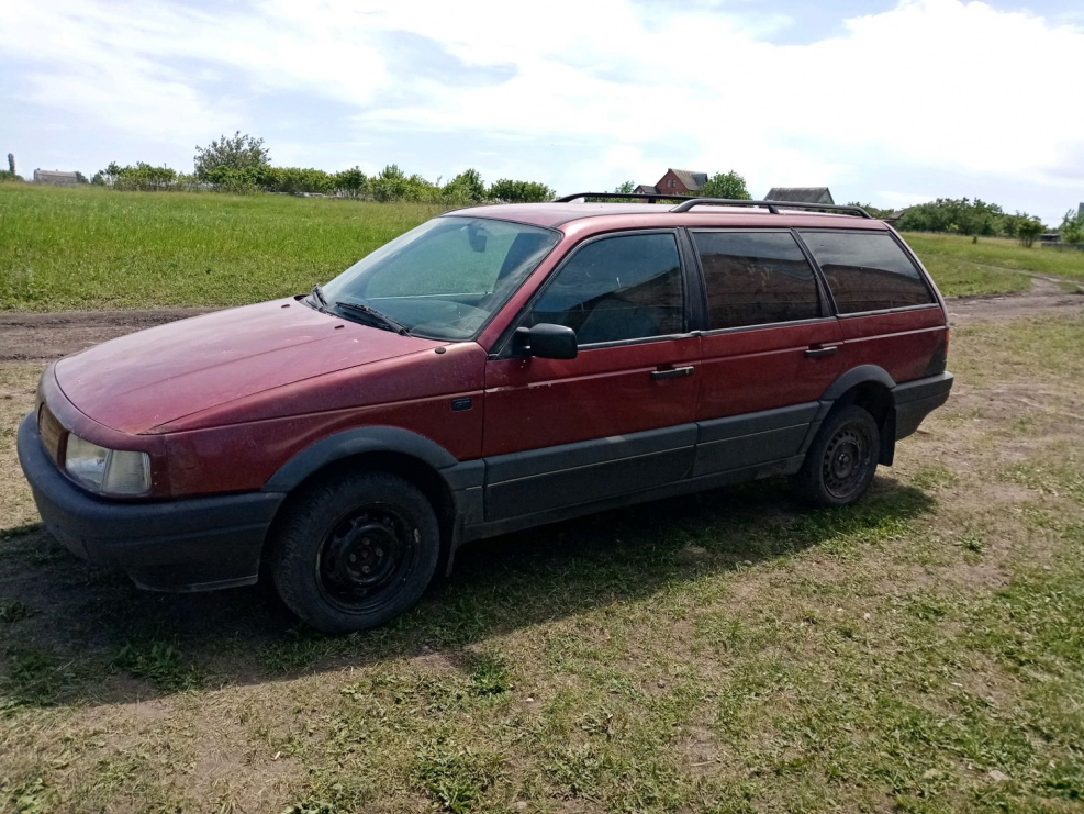 Volkswagen Пассат 1990