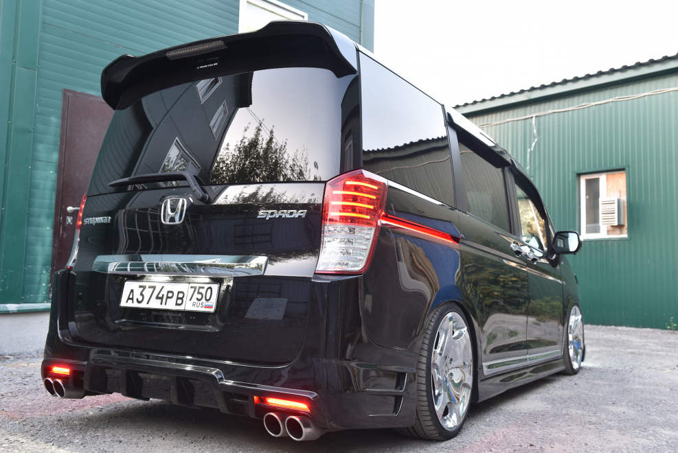 Honda Stepwgn spada 2017 Tuning