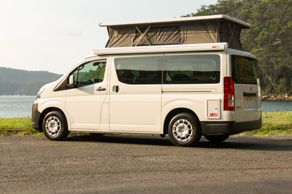 Toyota Hiace h200 2014