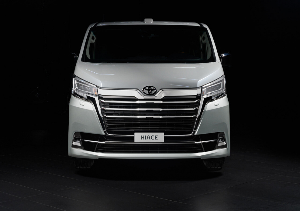 Toyota Hiace Minibus