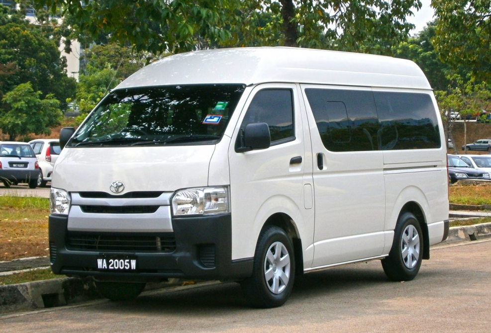 Toyota Hiace 2021