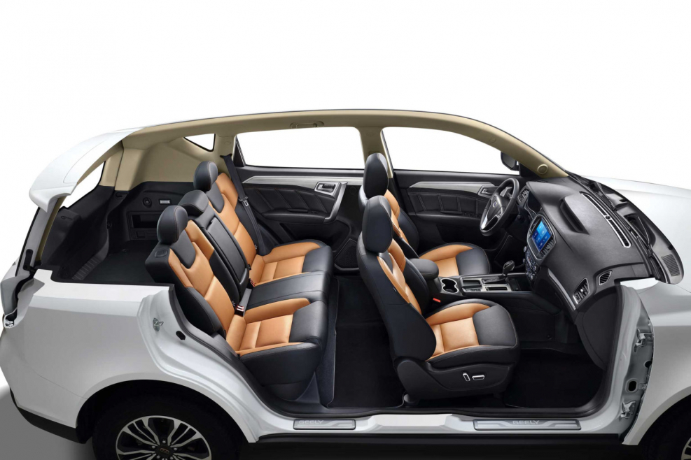Geely Emgrand x7 салон