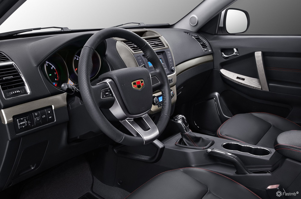 Geely Emgrand x7 салон