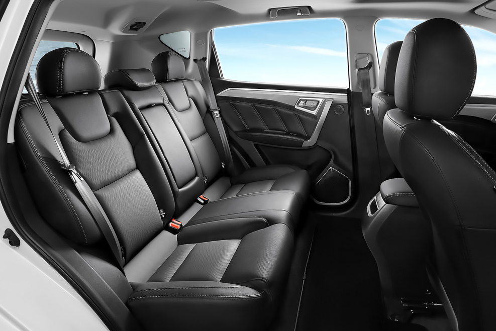 Geely Emgrand x7 салон