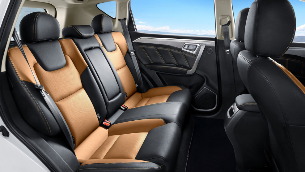 Geely Emgrand x7 салон