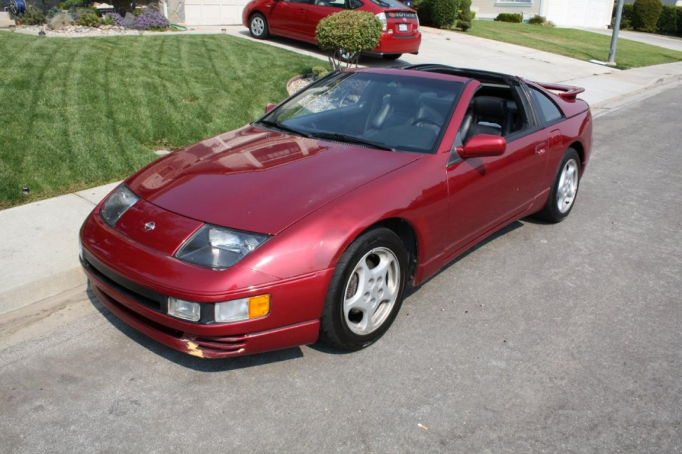 Nissan 300zx красный