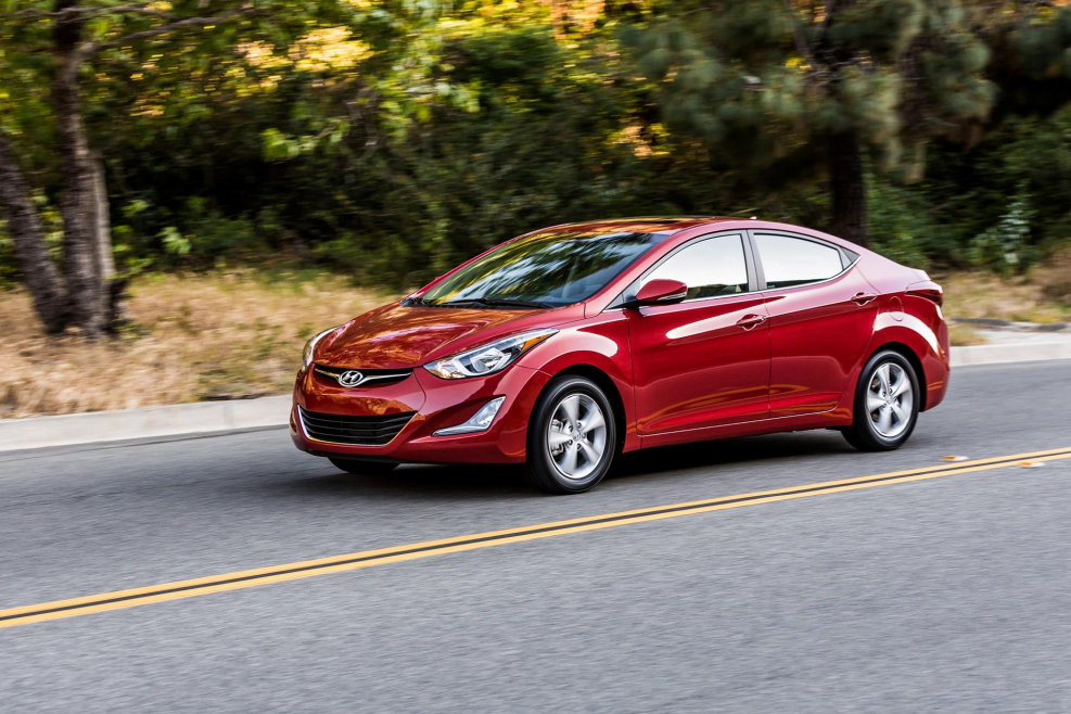 Hyundai Elantra 36