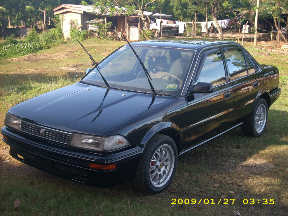 Toyota Corolla 1992 седан