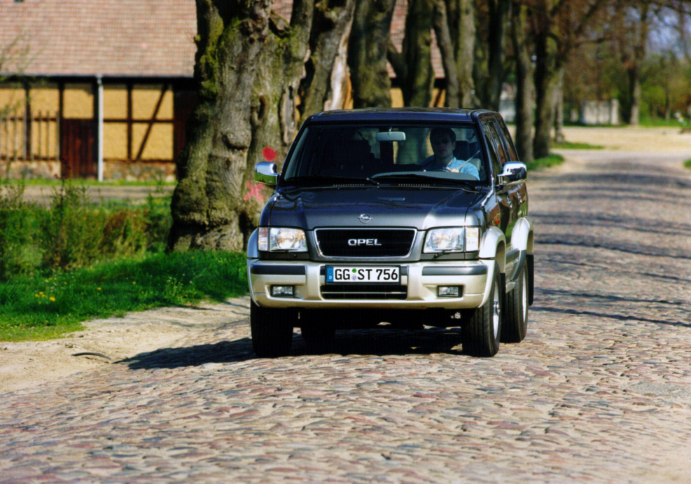 Opel Monterey 2gen