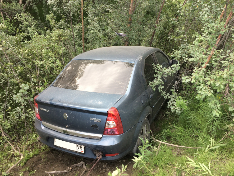 Renault Logan фаза 2 2013