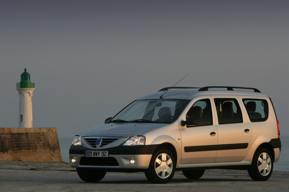 Dacia Логан MCV 2006