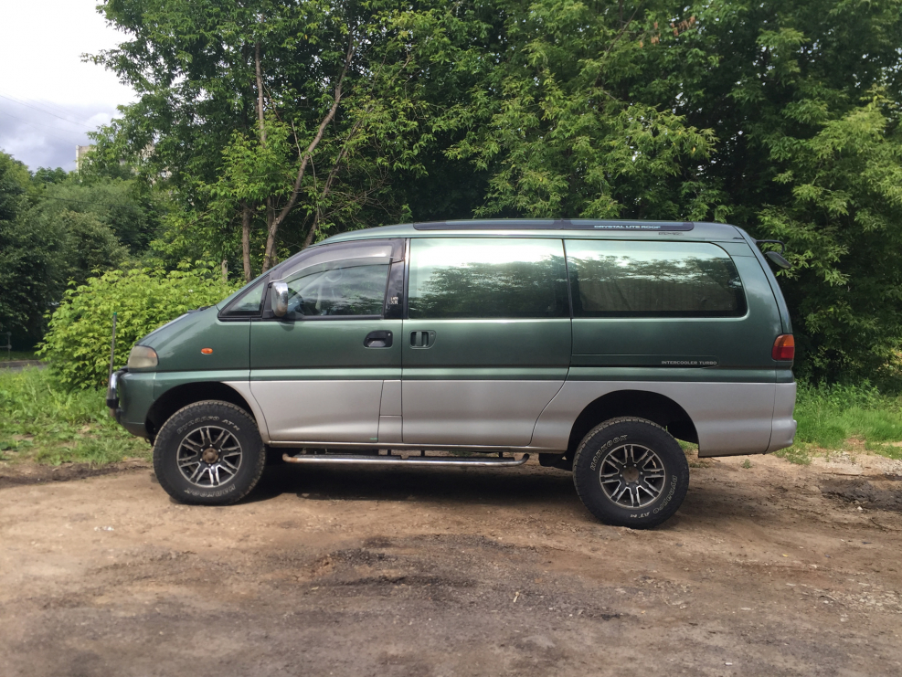 Mitsubishi Delica l400
