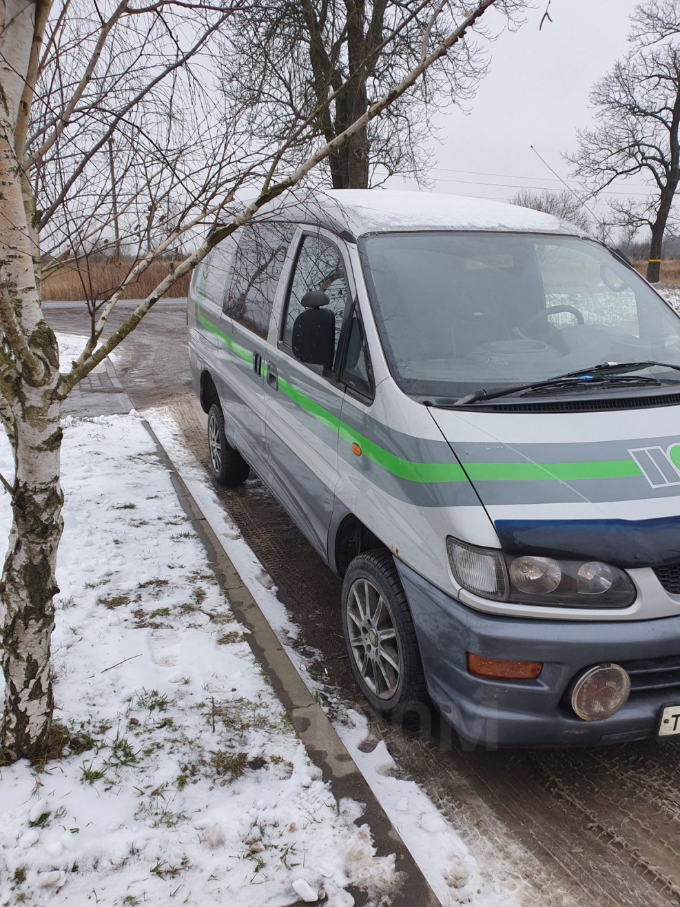 Mitsubishi l400 2.5 МТ