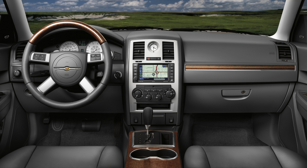 Chrysler 300c 2005 салон