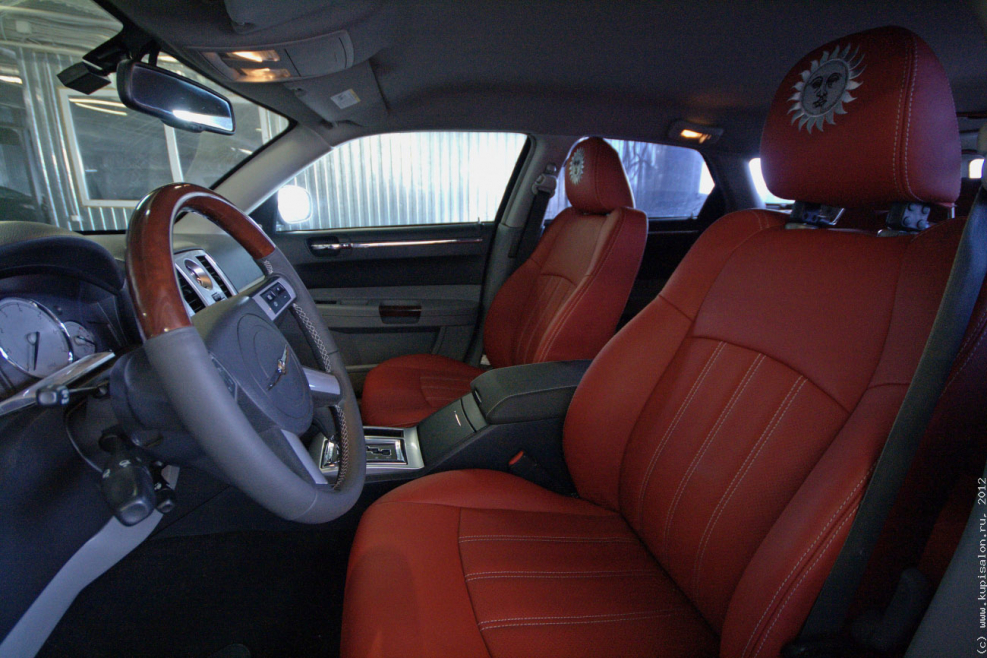 Chrysler 300c перешивка салона