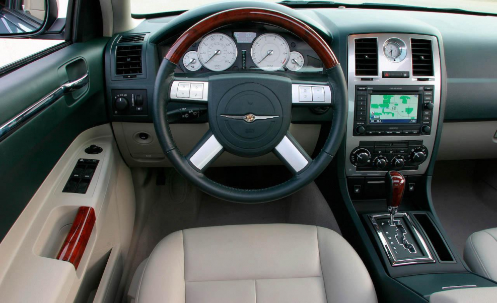 Chrysler 300c Interior